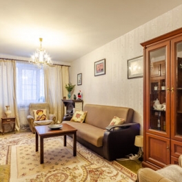 Продажа 4-комн квартиры на вторичном рынке ул Рихарда Зорге,  д. 7