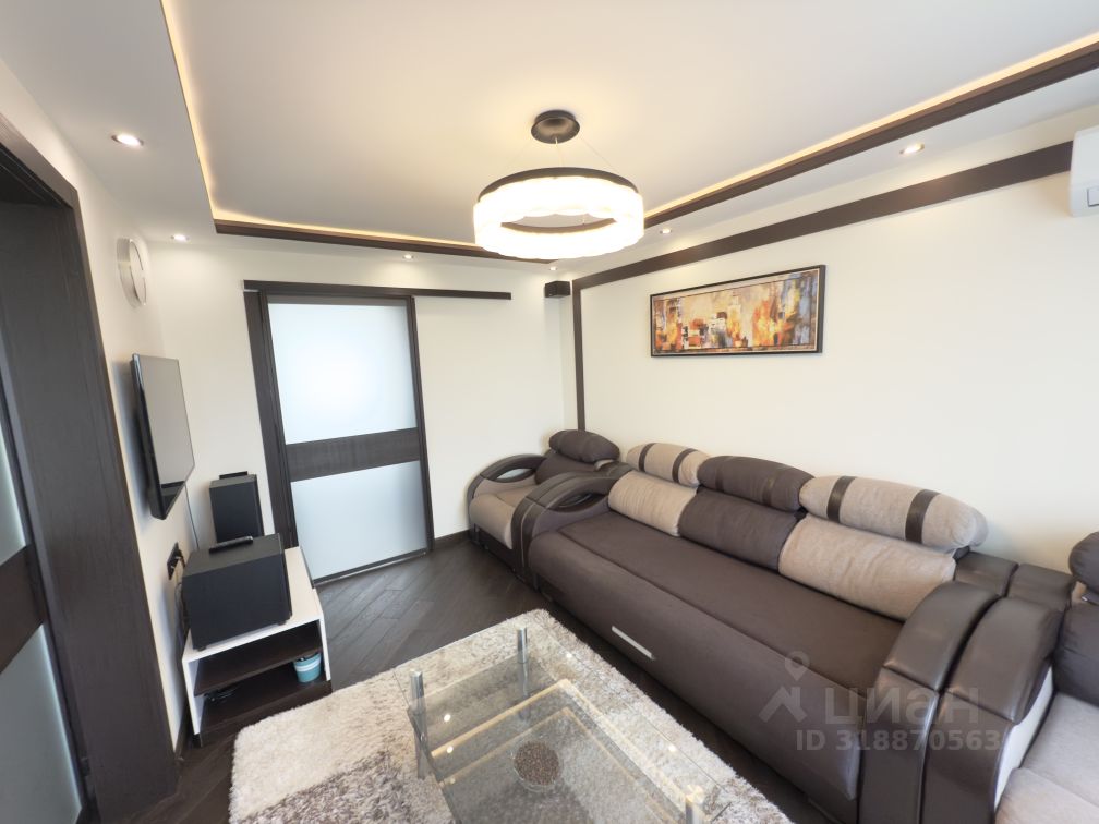 Продажа 3-комн квартиры на вторичном рынке Астрадамская улица, 4