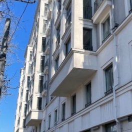 Продажа 5-комн квартиры на вторичном рынке улица Решетникова