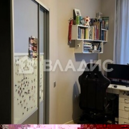 Продажа 2-комн квартиры на вторичном рынке Кастанаевская улица,  д. 8