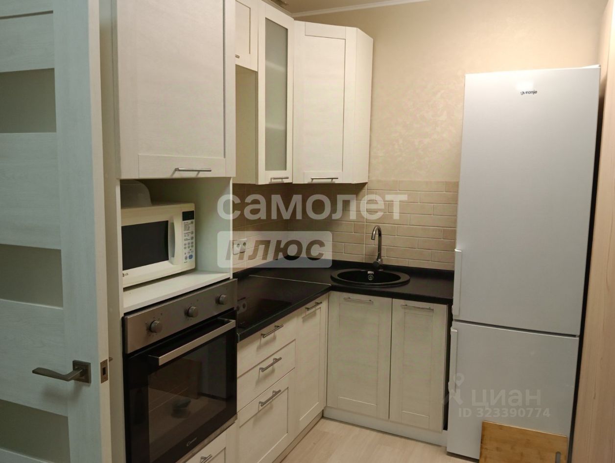 Продажа студии улица Василия Ощепкова, 2