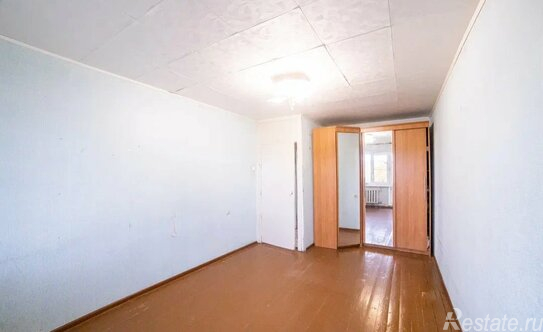 Продажа 2-комн квартиры на вторичном рынке Ломоносов г, Швейцарская ул,  д. 10