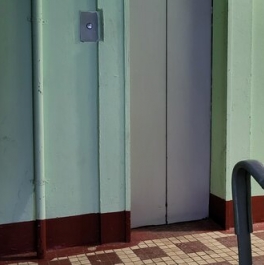 Продажа 3-комн квартиры на вторичном рынке ул Лавочкина,  д. 6,  к. 2