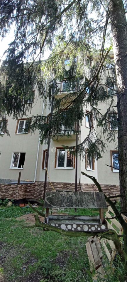 Продажа 2-комн квартиры на вторичном рынке д. Черное, улица Журавлиная, 70