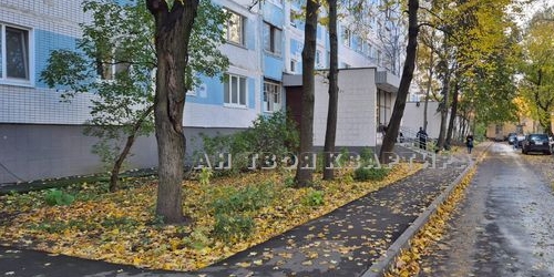 3-комн квартира улица Коненкова, 14