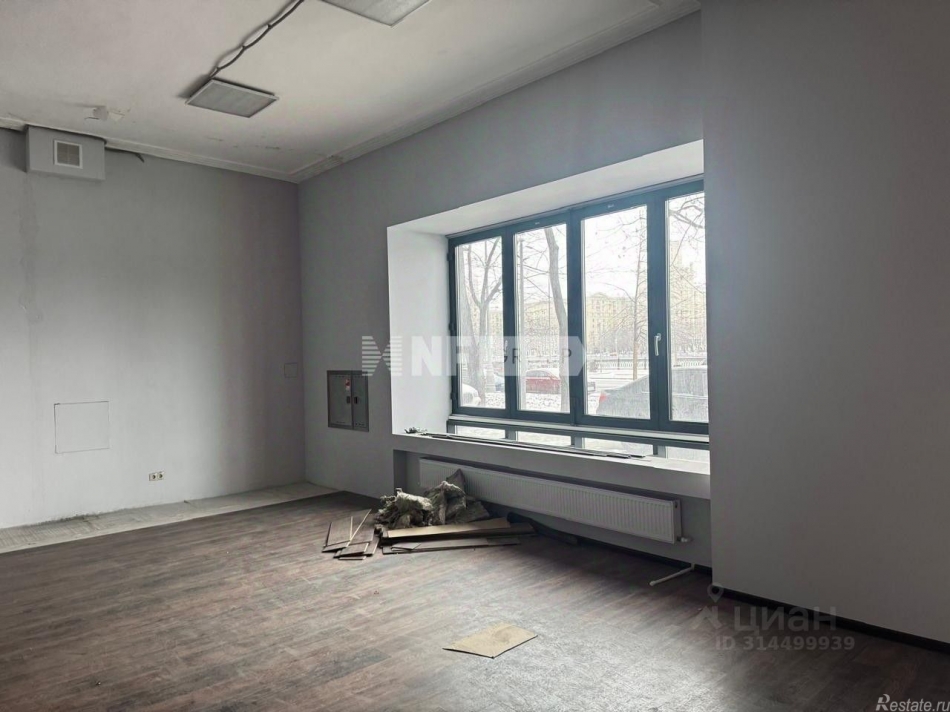 Продажа торгового помещения Саввинская набережная