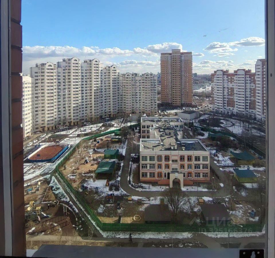 Продажа 3-комн квартиры на вторичном рынке Псковская улица, 9К2