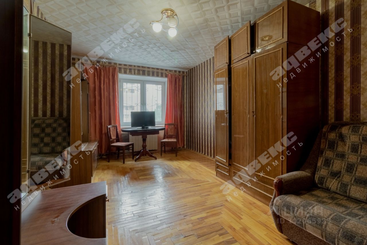 Продажа 1-комн квартиры на вторичном рынке проспект Просвещения, 75