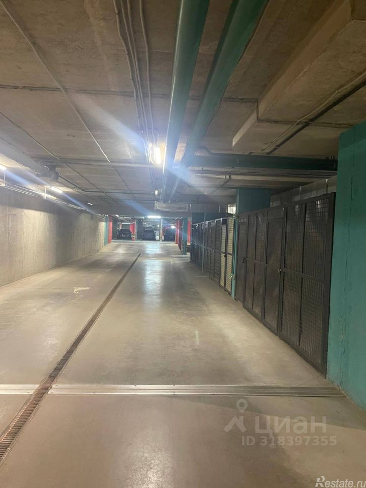 Продажа гаража Скандинавский бульвар,  д. 19