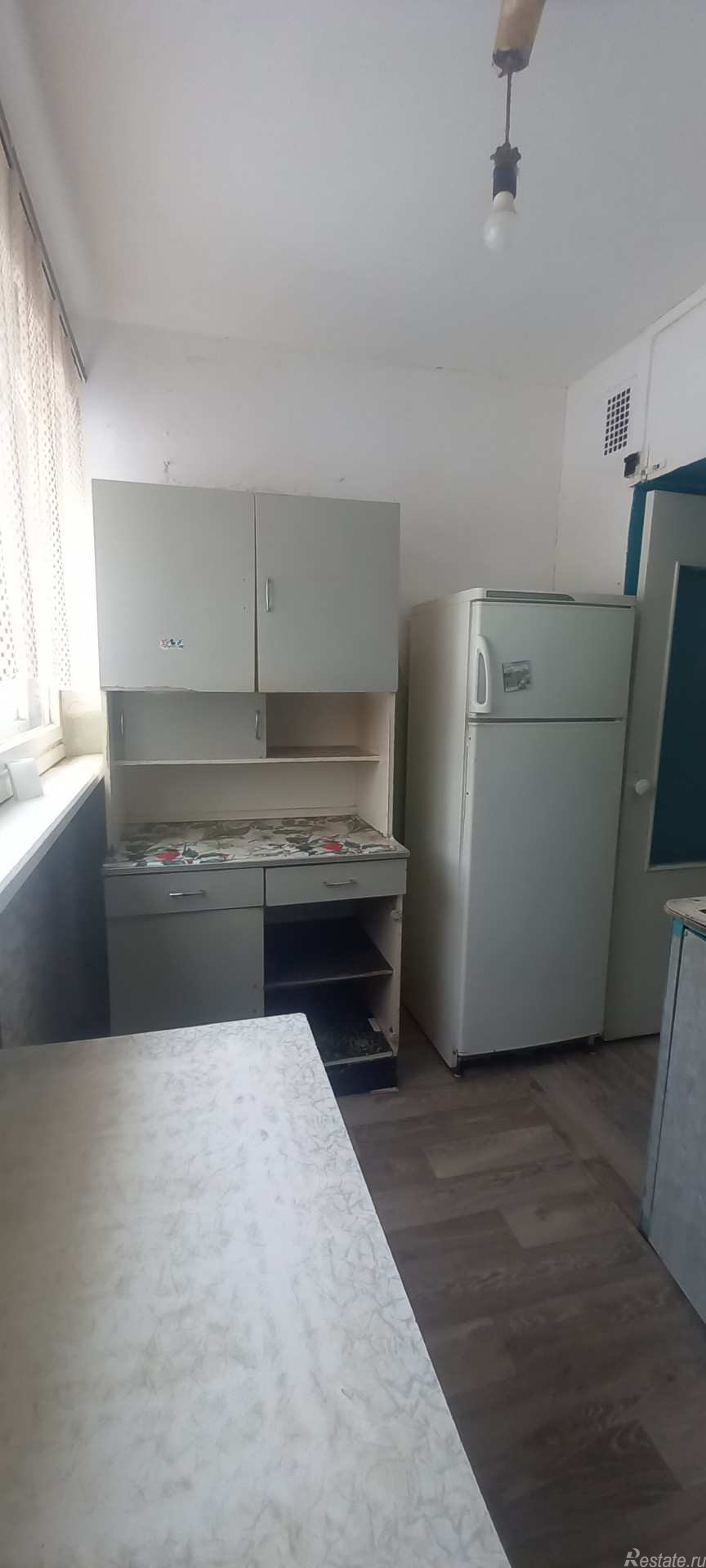 Продажа 2-комн квартиры на вторичном рынке Лётчика Пилютова ул.,  д. 5