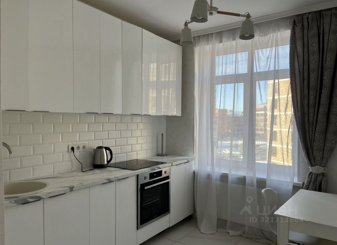 Продажа 2-комн квартиры на вторичном рынке Сабурово пгт, улица Парковая, 24