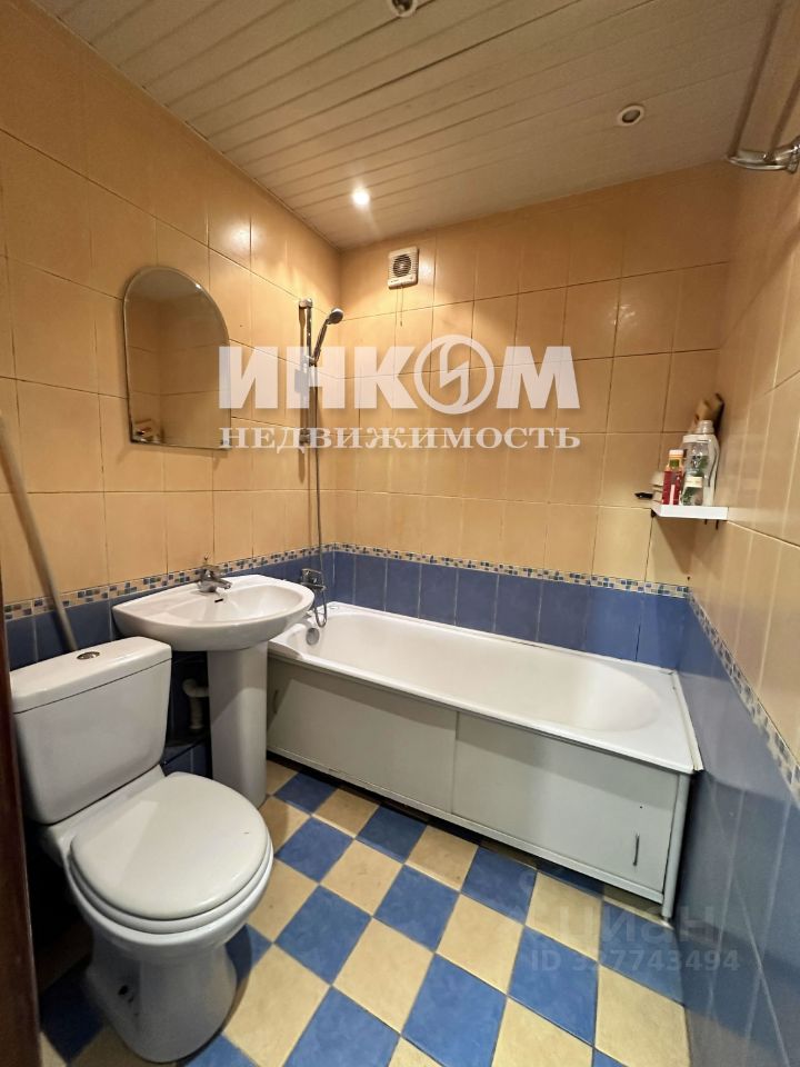 Продажа 1-комн квартиры на вторичном рынке Первомайский мкр, Советская улица, 4а