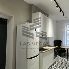 Аренда 2-комн квартиры на вторичном рынке Средний пр-кт,  д. 70