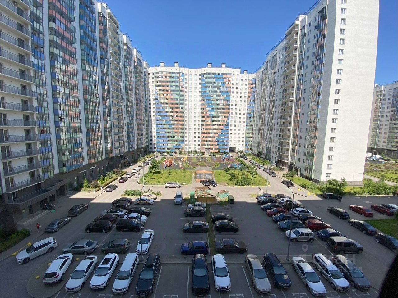Продажа 2-комн квартиры на вторичном рынке Мурино, бульвар Петровский, 14к4