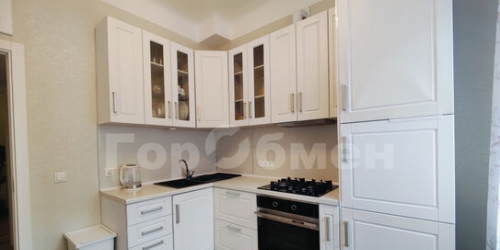 2-комн квартира улица Острякова,  д. 8