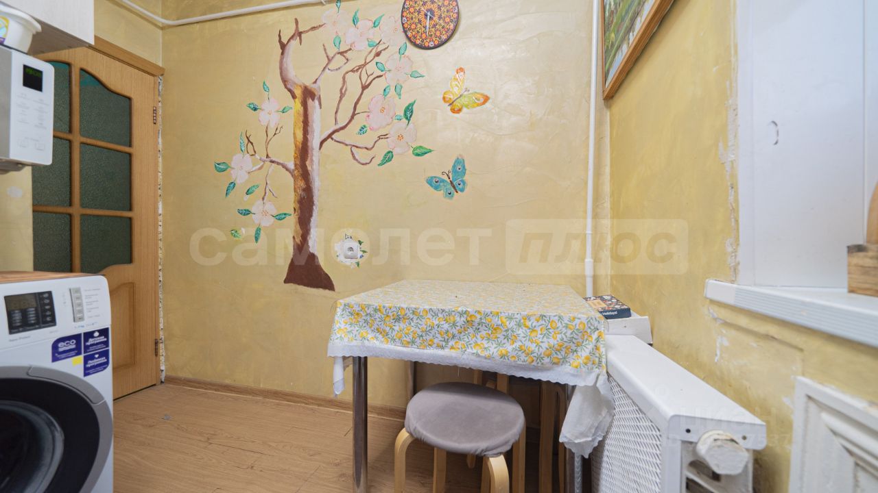 Продажа 2-комн квартиры на вторичном рынке Наро-Фоминск, улица Латышская, 15