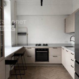 Продажа 3-комн квартиры на вторичном рынке Профсоюзная ул