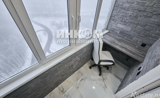 Продажа 1-комн квартиры на вторичном рынке улица Грина,  д. 1 к8