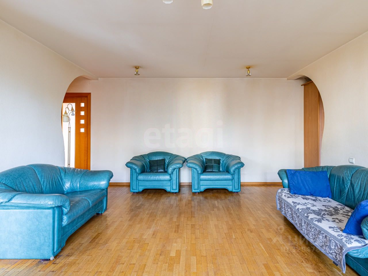 Продажа 3-комн квартиры на вторичном рынке Сертолово, Центральная улица, 10к1