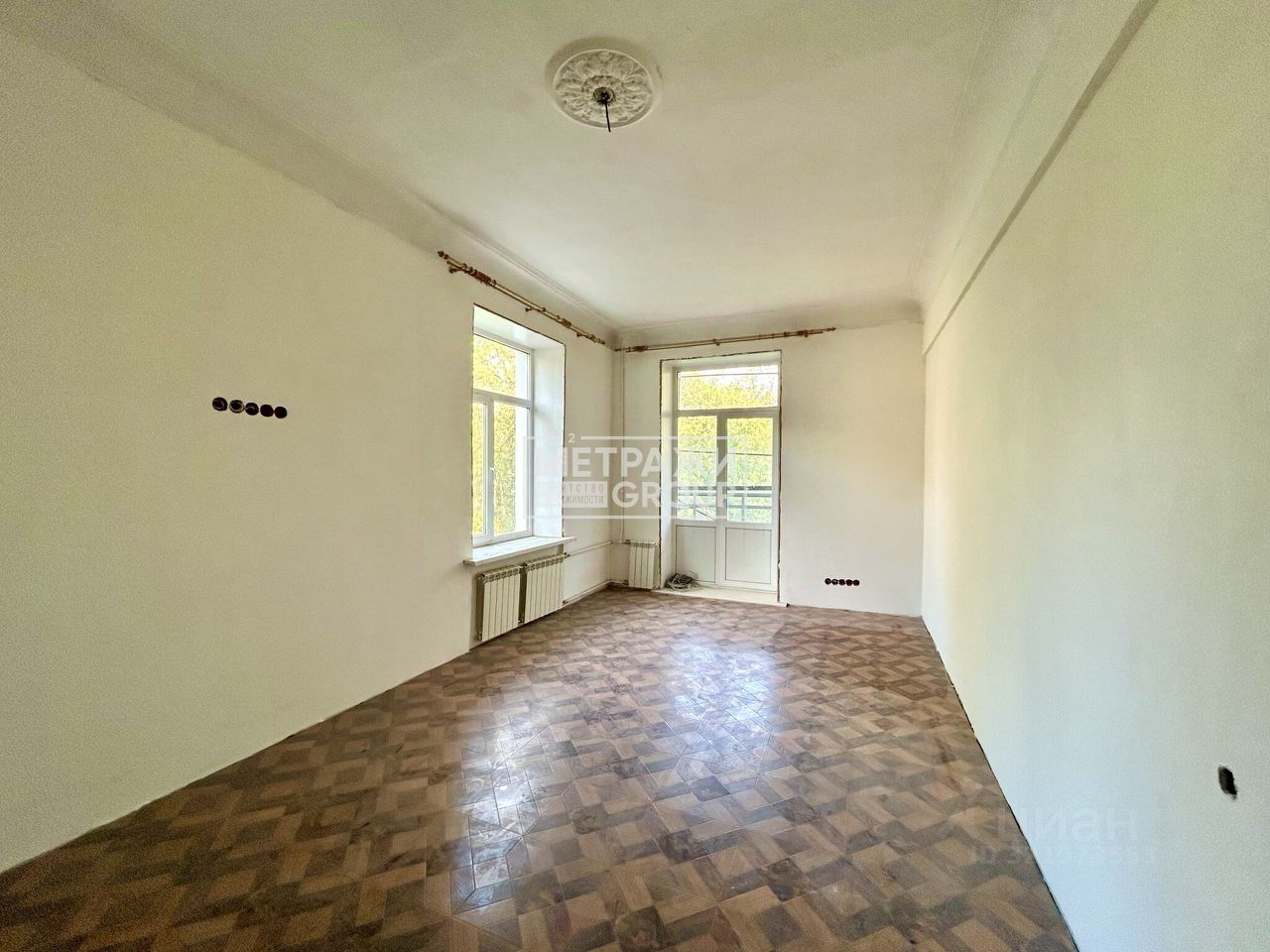 Продажа 2-комн квартиры на вторичном рынке Щелково-3 мкр, улица Ленина,  д. 1