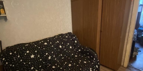 4-комн квартира Ломоносов г., Скуридина ул. ,  д. 6