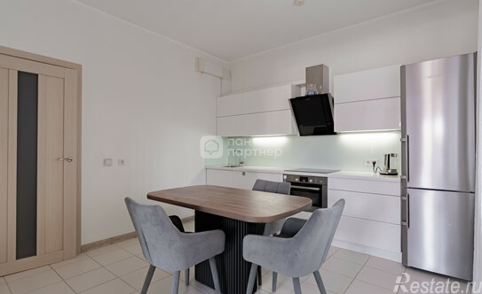 Продажа 2-комн квартиры на вторичном рынке Медиков пр-кт,  д. 10,  к. 6