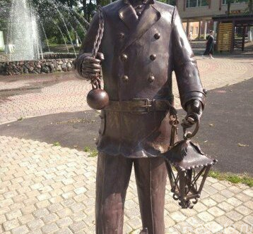 Продажа 2-комн квартиры на вторичном рынке Рощино пгт, Шалавина ул,  д. 48