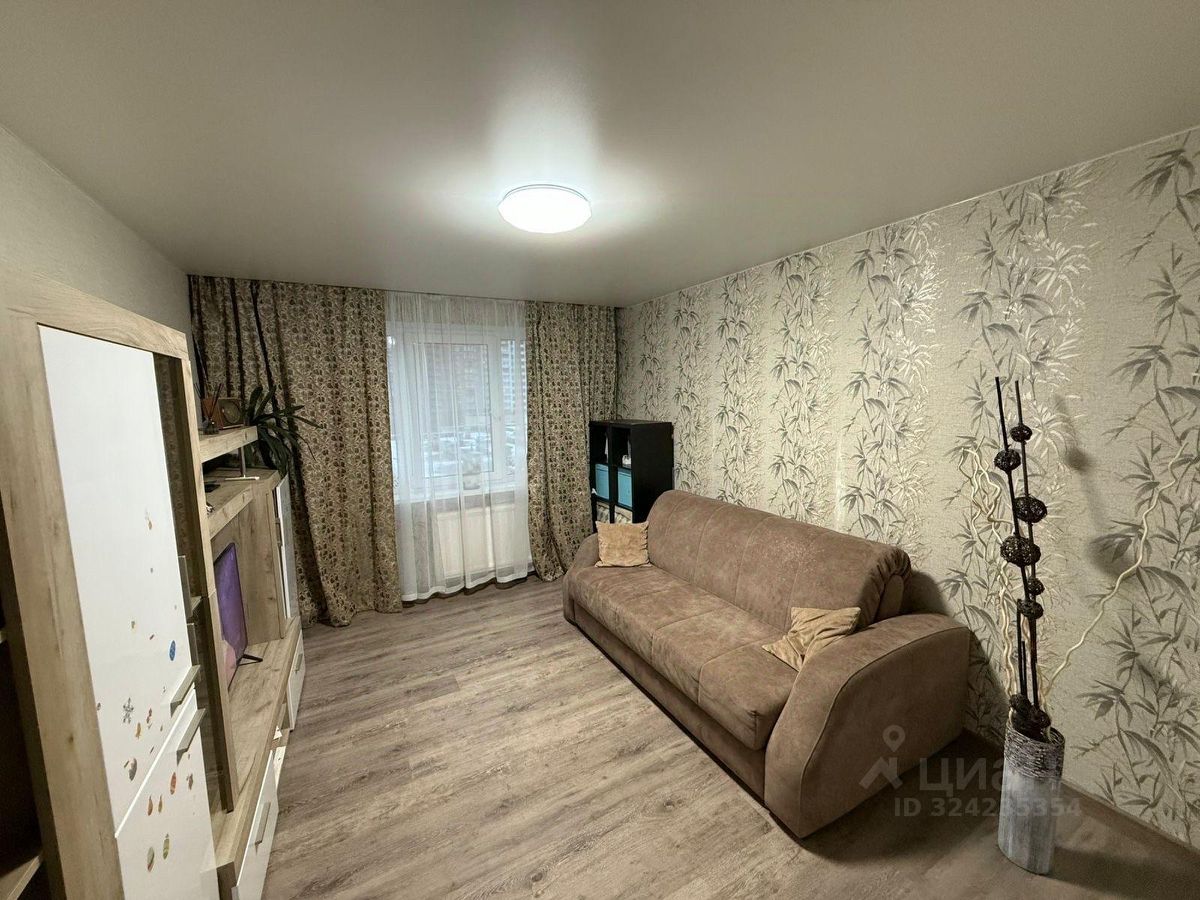 Продажа 3-комн квартиры на вторичном рынке Гаккелевская улица, 26