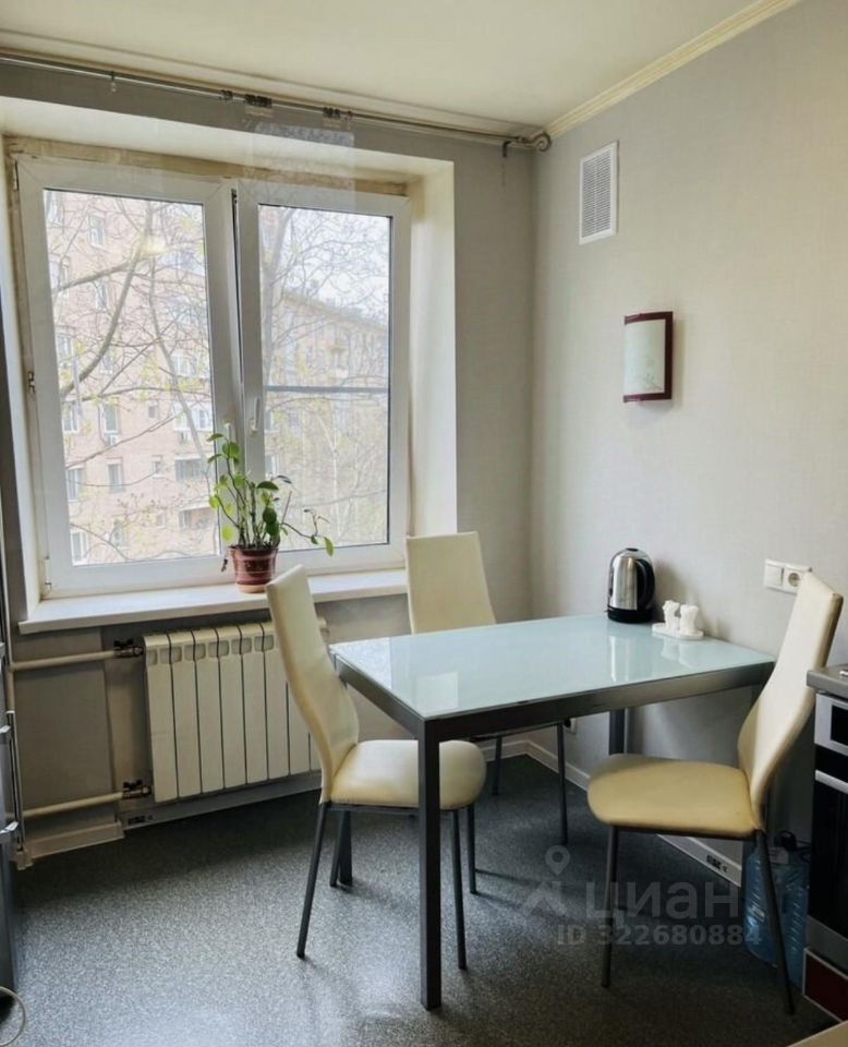 Продажа 2-комн квартиры на вторичном рынке Беговая аллея, 7К2