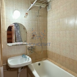 Продажа 1-комн квартиры на вторичном рынке Новгородская улица,  д. 36