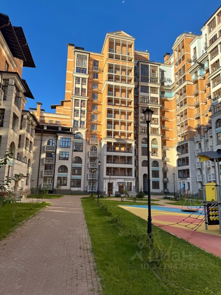 Продажа 2-комн квартиры на вторичном рынке Город-событие мкр, с. Лайково, 68