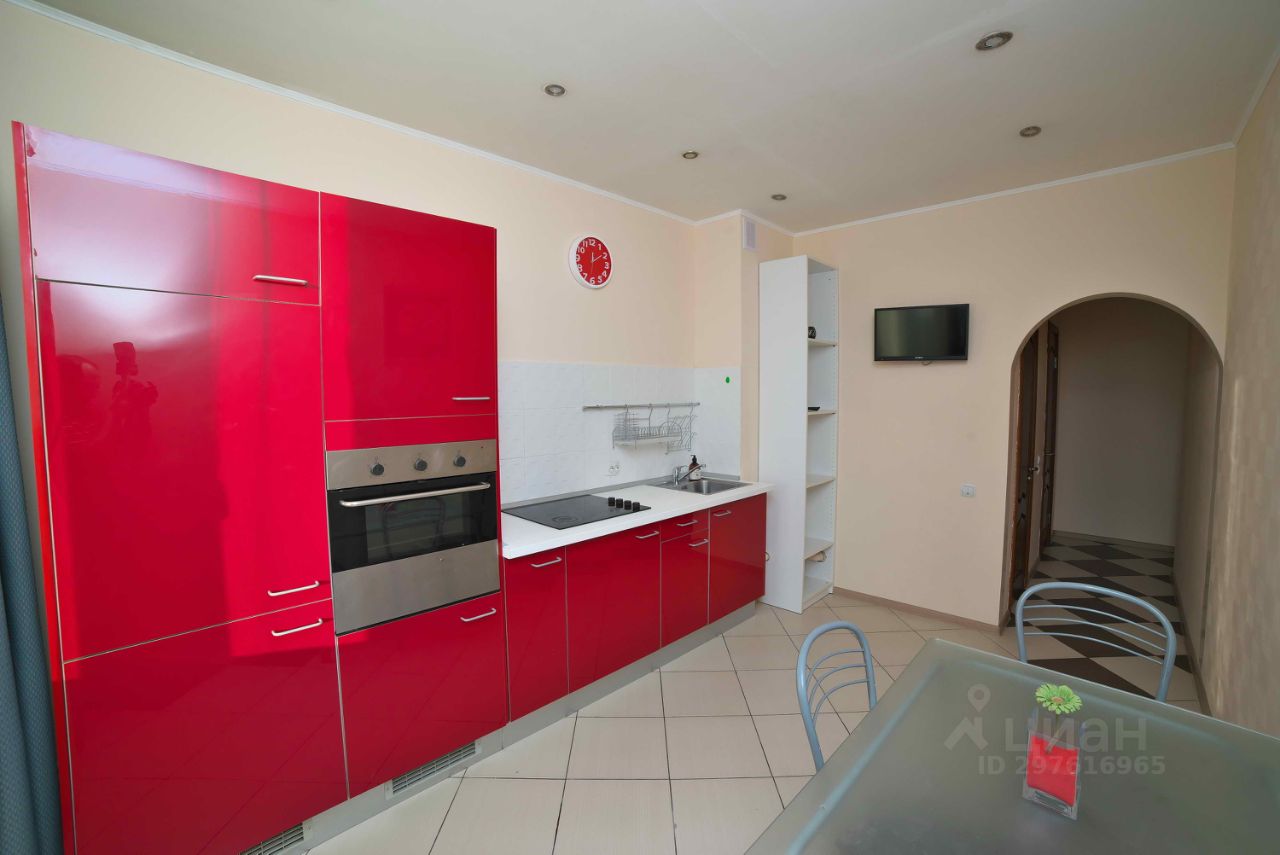 Аренда 1-комн квартиры на вторичном рынке улица Брянцева, 15к2