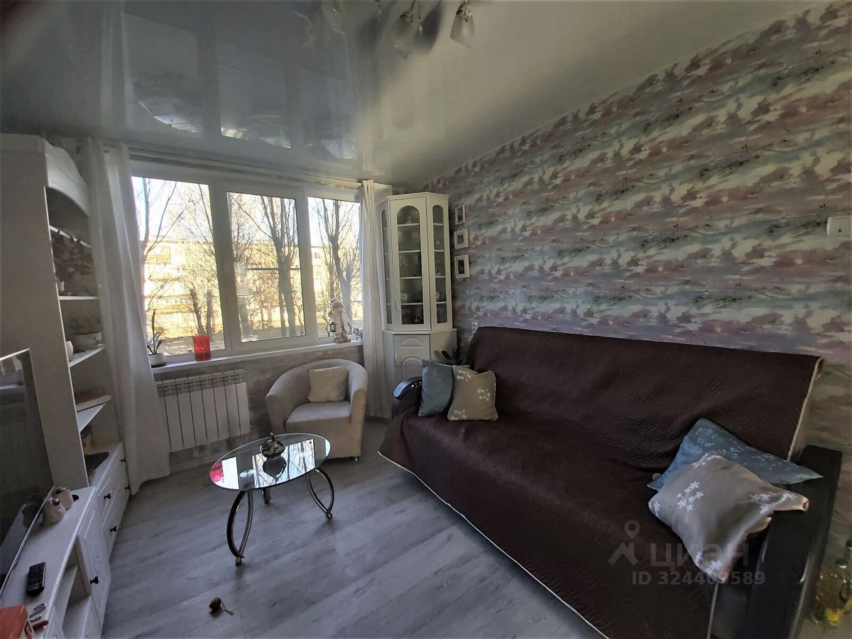 Продажа 4-комн квартиры на вторичном рынке Бухарестская улица, 86К1