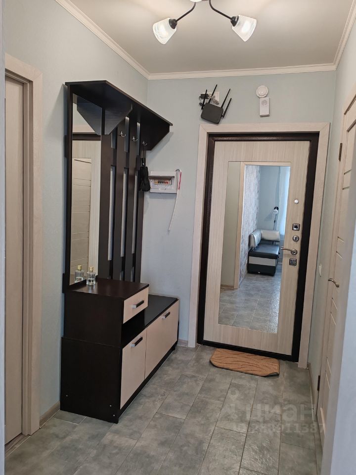 Продажа 1-комн квартиры на вторичном рынке пос. Шушары, Ленсоветовский тер., 23