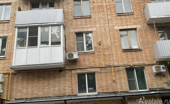 Продажа 1-комн квартиры на вторичном рынке Космонавтов ул