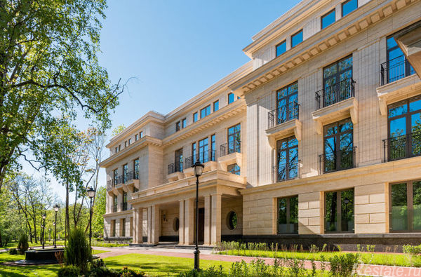 Продажа 2-комн элитного жилья 1-я Берёзовая аллея,  д. 7