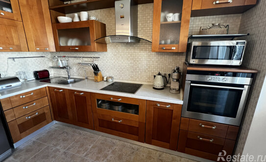 Продажа 4-комн квартиры на вторичном рынке ул Островитянова,  д. 5,  к. 3