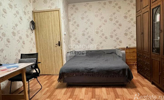 Продажа 1-комн квартиры на вторичном рынке 40 лет Октября пр-кт,  д. 23 к1