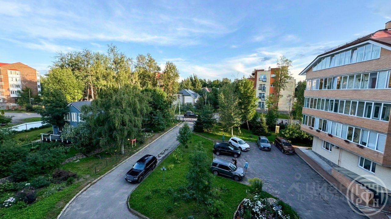 Продажа студии Рощино пгт, улица Садовая, 22