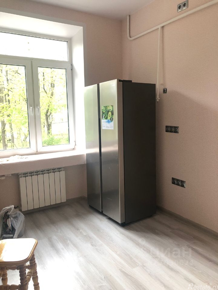 Продажа 2-комн квартиры на вторичном рынке Клин, Спортивная улица,  д. 13