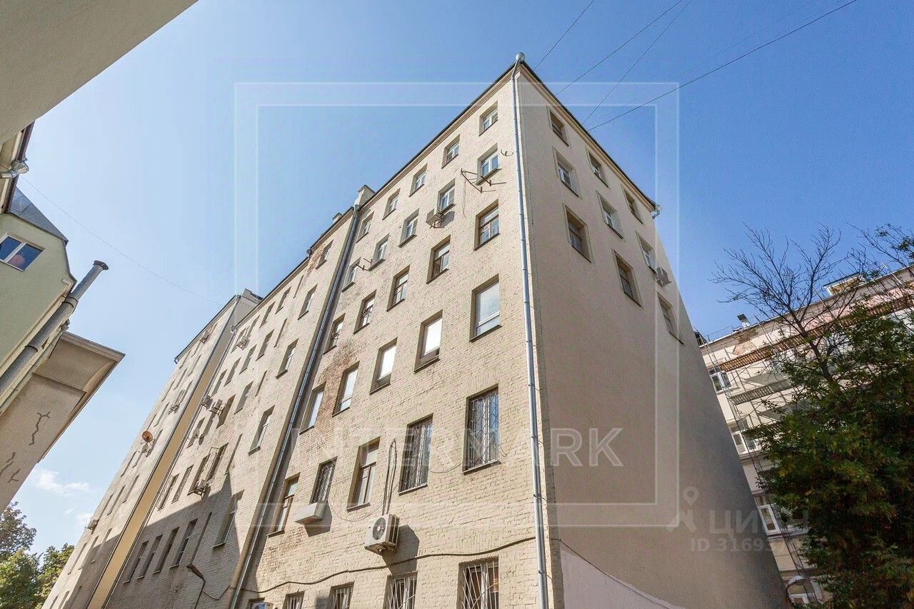 Продажа 4-комн квартиры на вторичном рынке Тверская улица, 29к1