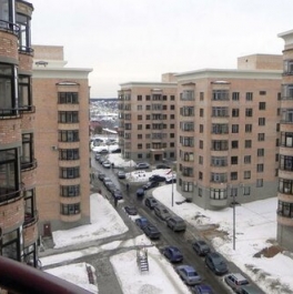 Продажа 2-комн квартиры на вторичном рынке Сходня, Овражная улица,  д. 24 к15