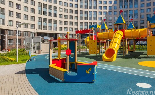 Продажа 3-комн квартиры на вторичном рынке Ушаковская наб,  д. 5