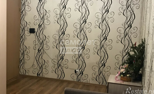 Продажа 1-комн квартиры на вторичном рынке ул Декабристов,  д. 21А