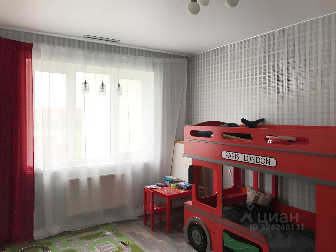 Продажа 3-комн квартиры на вторичном рынке Микрорайон Западный остров, д. Бузланово,  д. к1