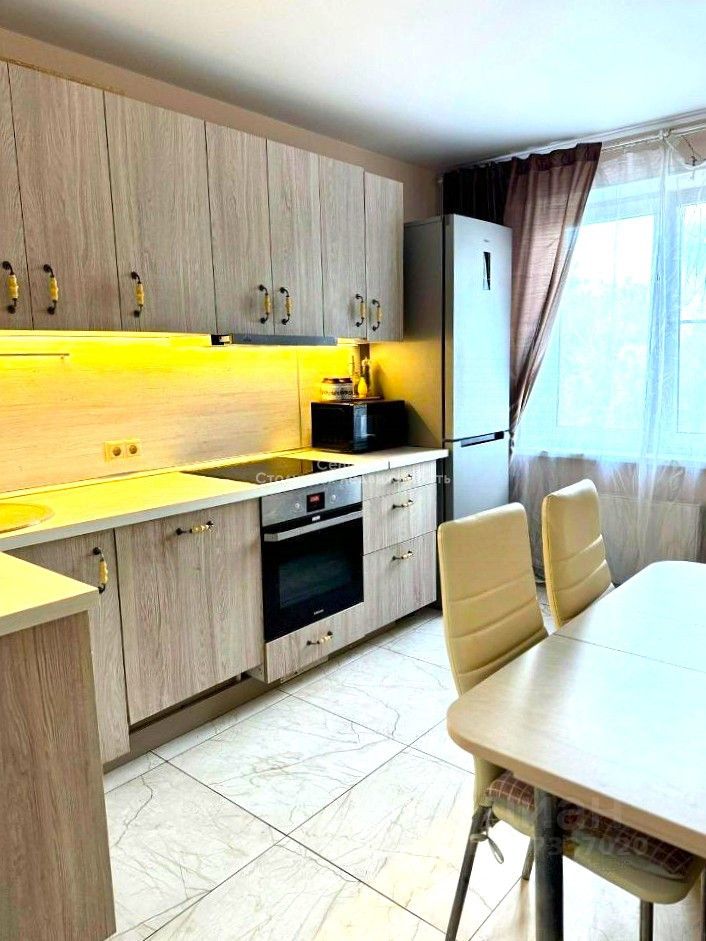 Продажа 3-комн квартиры на вторичном рынке пос. Володарского, Текстильная улица, 6