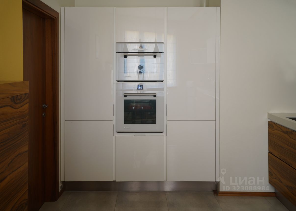 Продажа 3-комн квартиры на вторичном рынке Химки, улица Лавочкина, 13к1