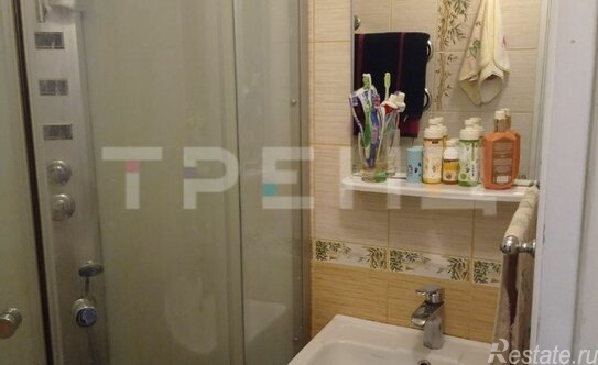 Продажа 2-комн квартиры на вторичном рынке ул Антонова-Овсеенко,  д. 25,  к. 1