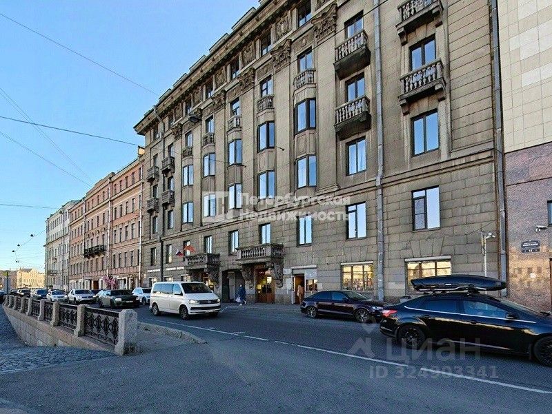 Продажа 2-комн квартиры на вторичном рынке набережная Реки Фонтанки, 15