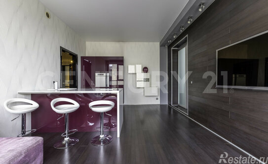 Продажа 2-комн квартиры на вторичном рынке площадь Конституции,  д. 1 к2